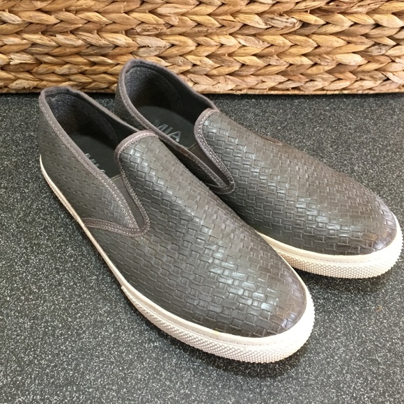 MIA Gray Woven Slip-On Flats - Picture 8 of 16